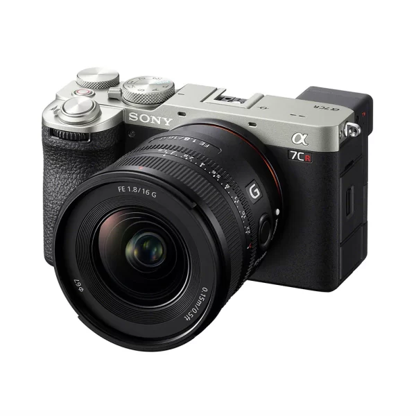 Sony E-mount FE 16 mm F1.8 G Full-Frame Lens (SEL16F18G) I Ultra-Wide | Compact | G Lens Bokeh - Black